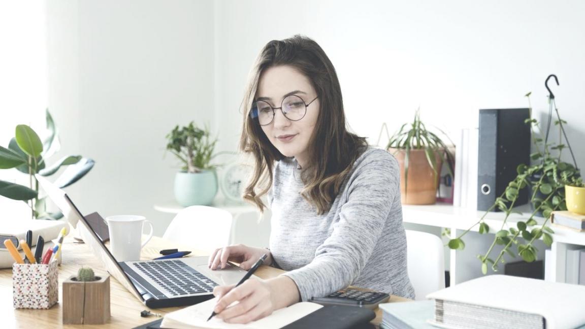 Responsive Layout-Testing auf verschiedenen Geräten während Webinar